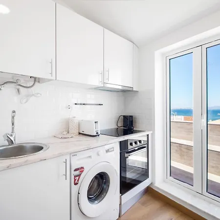 2br Terrace With Tagus View - Air-conditioned | By Airnest * Lisbon