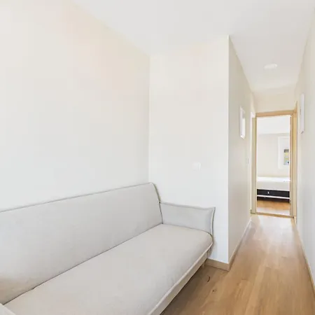 Apartment 2br Terrace With Tagus View - Air-conditioned | By Airnest