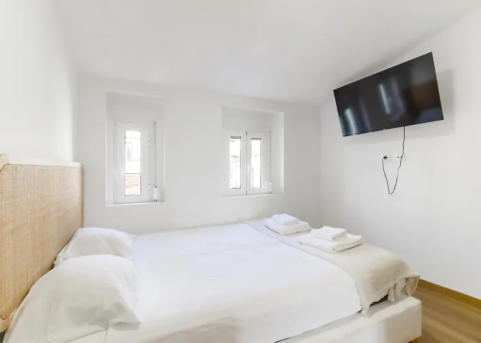 2br Terrace With Tagus View - Air-conditioned | By Airnest Lisboa