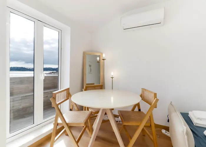 2br Terrace With Tagus View - Air-conditioned | By Airnest شقة *