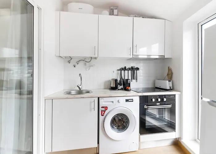 2br Terrace With Tagus View - Air-conditioned | By Airnest شقة Lisboa